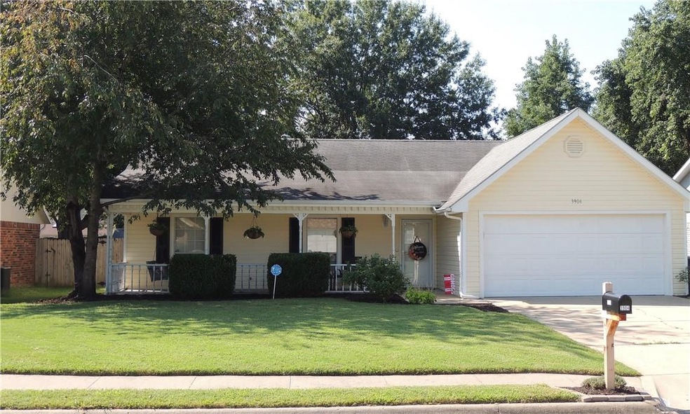 3904 W Beechwood Dr, Rogers, AR 72756 - photo 1