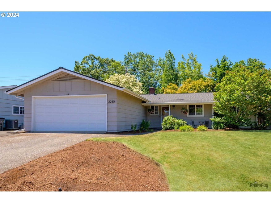 2280 Providence St, Eugene, OR 97401 - photo 1