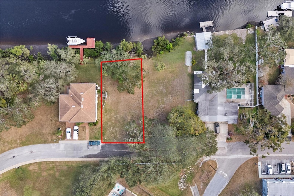 5732 River Bluff Dr unit Lot 7, New Port Richey, FL 34652 - photo 1
