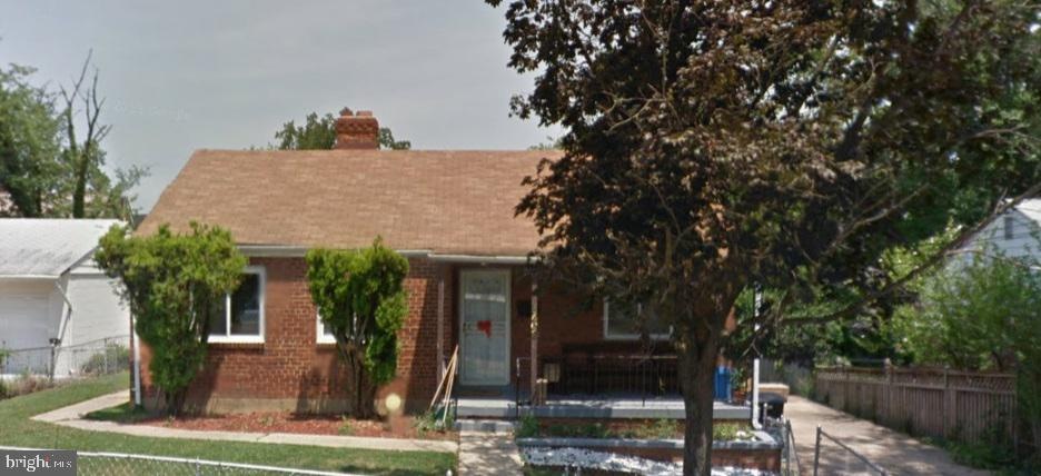 5402 Spring Rd, Bladensburg, MD 20710 - photo 1