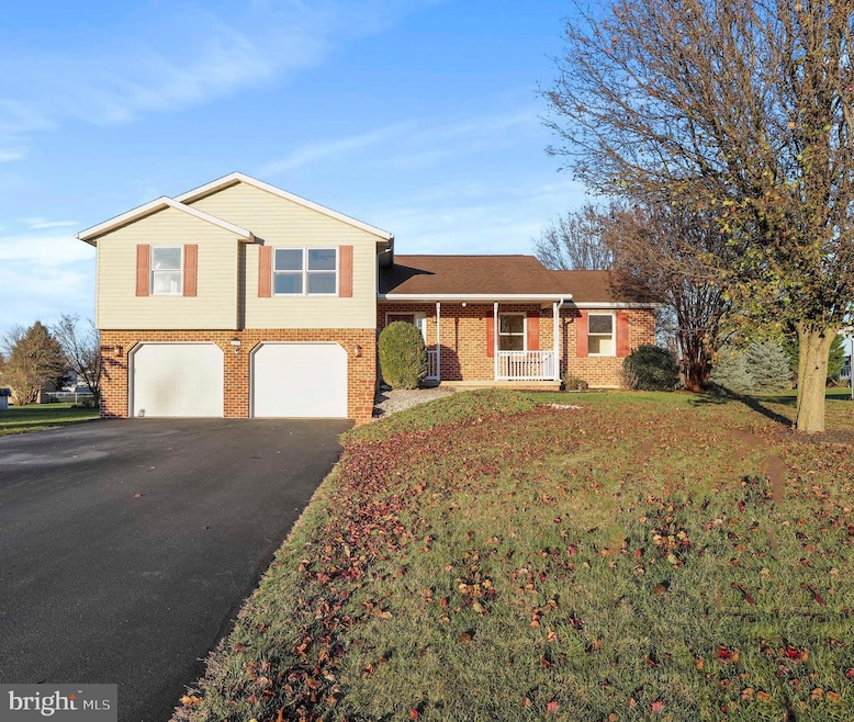 1205 Preston Ln, Greencastle, PA 17225 - photo 1