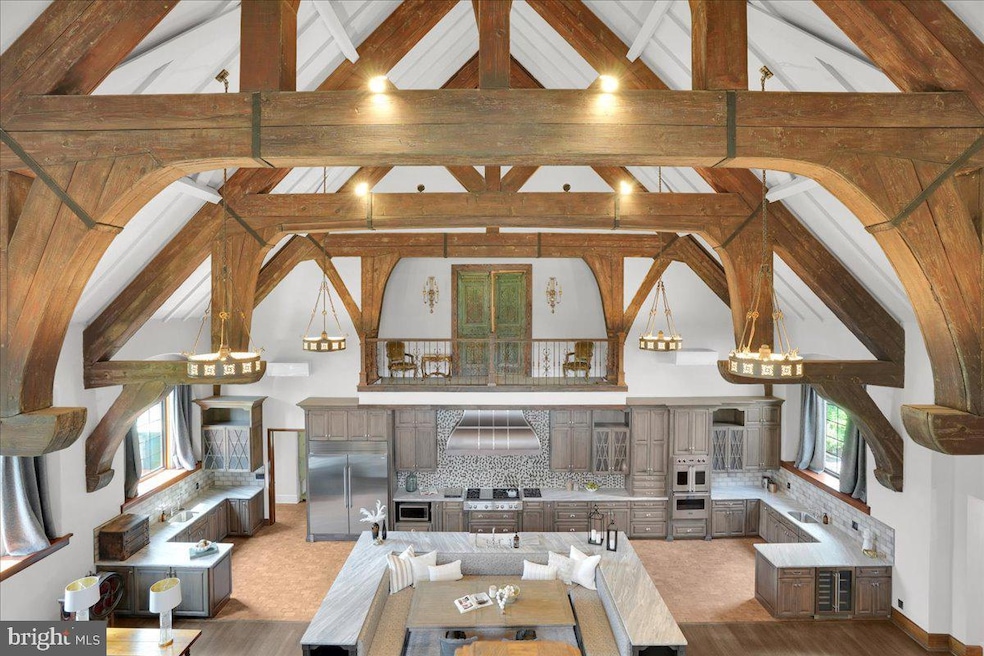 Sold $1,907,000 • Co-Listing Agent