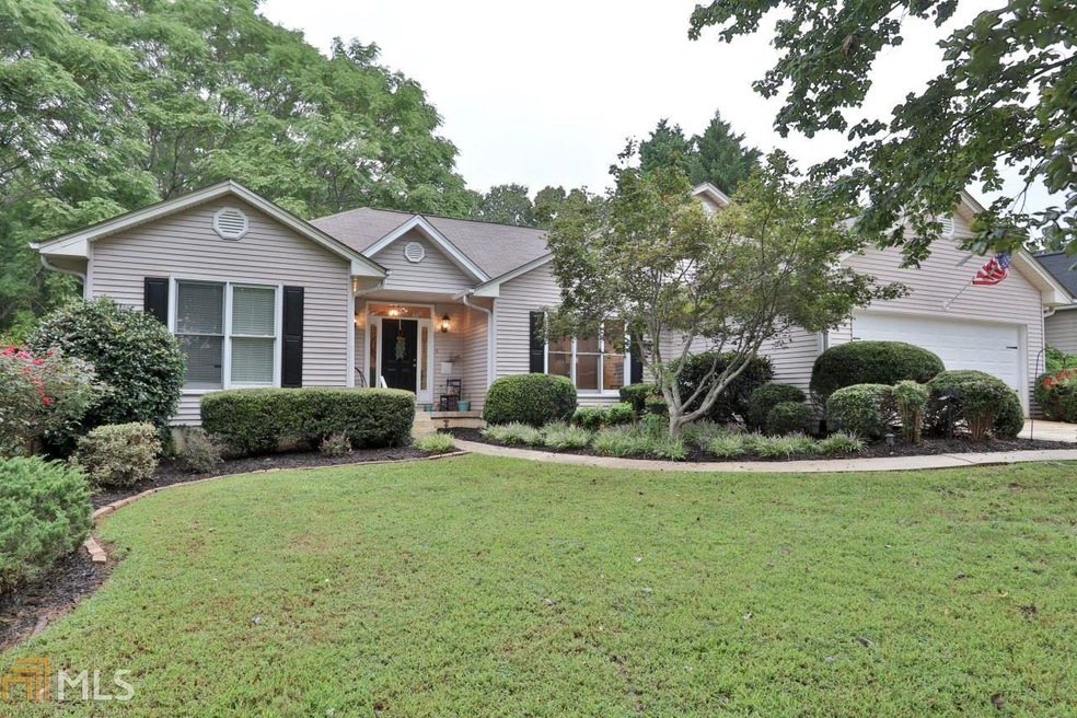 N N Pointe Dr, Gainesville, GA 30506 - photo 1