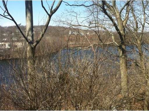 722 E Merrimack St, Lowell, MA 01852 - photo 1