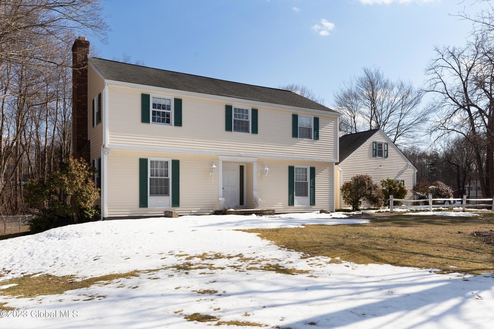 23-0321 4 Holly Ln - Milligan (50)