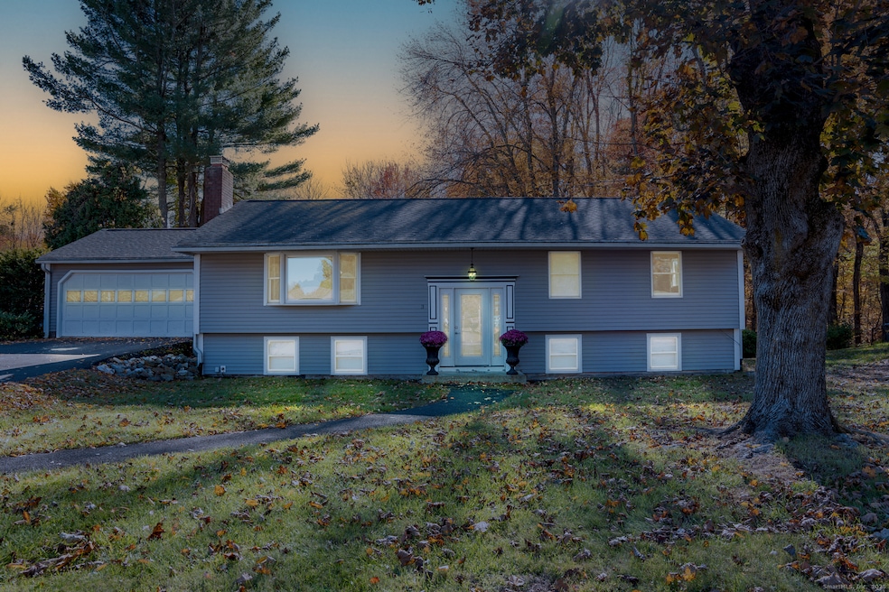 3 Cynthia Cir, Enfield, CT 06082 - photo 1