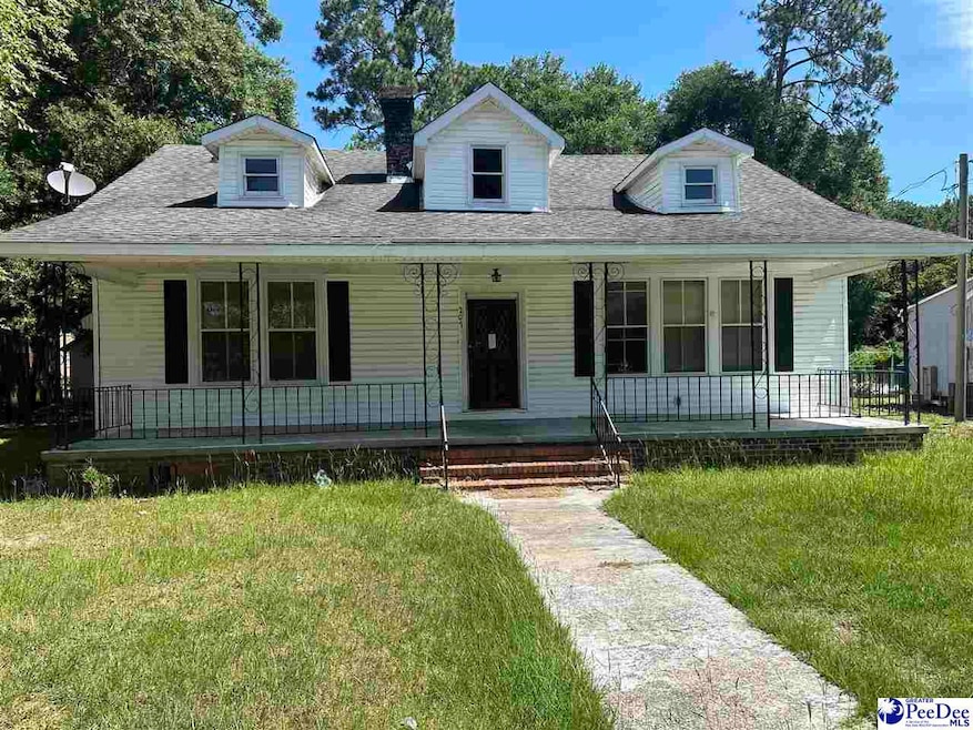 207 Heller St, Kingstree, SC 29556 - photo 1