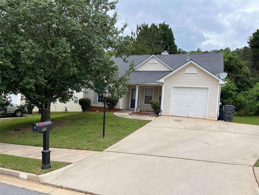 523 Creekview Overlook, Stockbridge, GA 30281 - photo 1