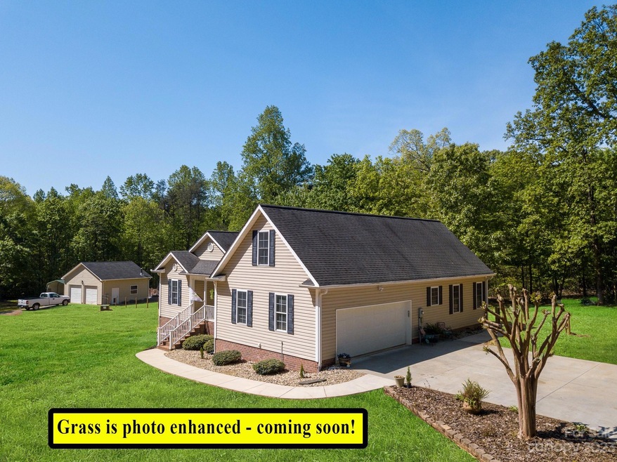 393 River Run Rd, Statesville, NC 28625 - photo 1