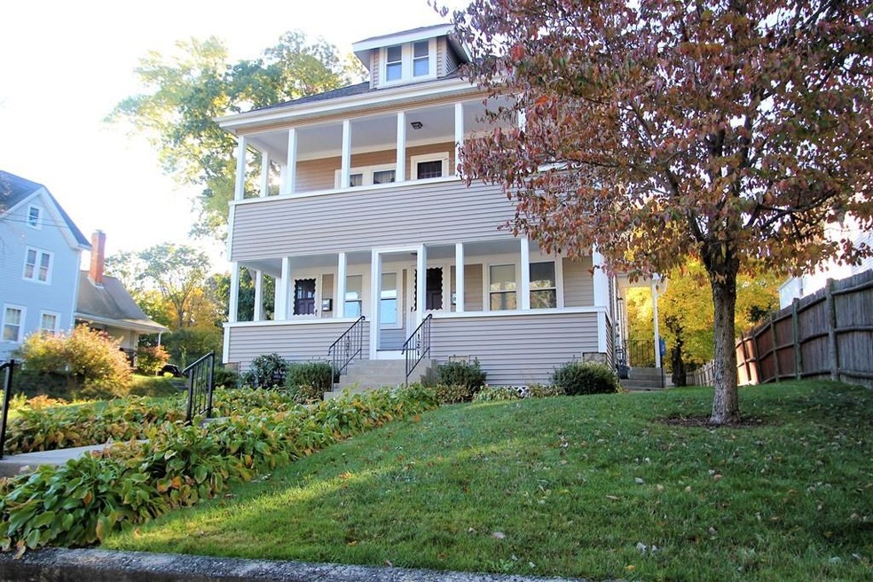 28 Cross St unit 28, Franklin, MA 02038 - photo 1