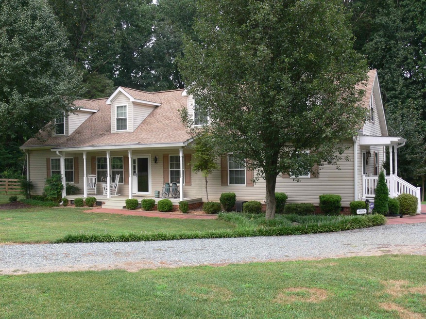 1567 Hadley Mill Rd, Pittsboro, NC 27312 - photo 1