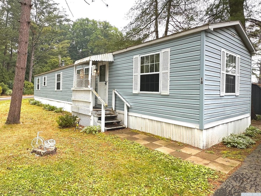 18 Pine Crescent City Mobile H Unit 18, Clifton Park, NY 12065 For Sale