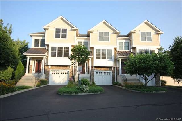 403 Bradley Ln unit 403, Westport, CT 06880 - photo 1