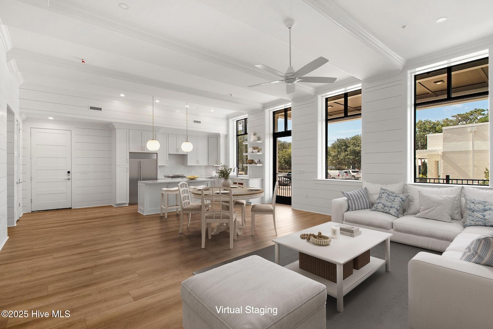 805 Mulberry St unit 101, Beaufort, NC 28516 - photo 1