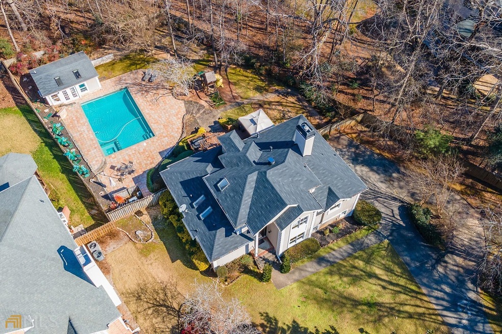 001__2090_Trotters_Ridge