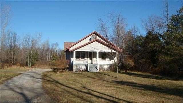 4864 Fish Rd, Kimball, MI 48074 - photo 1