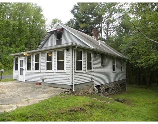 40 Brookfield Rd, Charlton, MA 01507 - photo 1