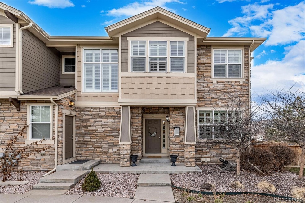 24996 E Calhoun Place unit B, Aurora, CO 80016 - photo 1