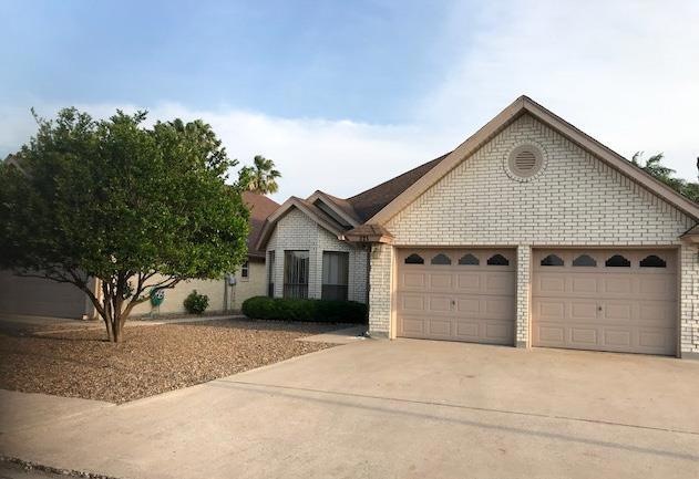 221 Diana Dr, Alamo, TX 78516 - photo 1