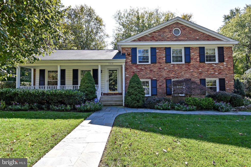 7313 Venice St, Falls Church, VA 22043 - photo 1