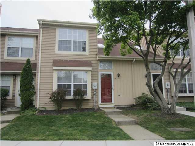 24 Alameda Ct, Eatontown, NJ 07724 - photo 1