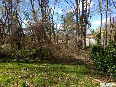 67 Elm Ave, Glen Cove, NY 11542 - photo 1