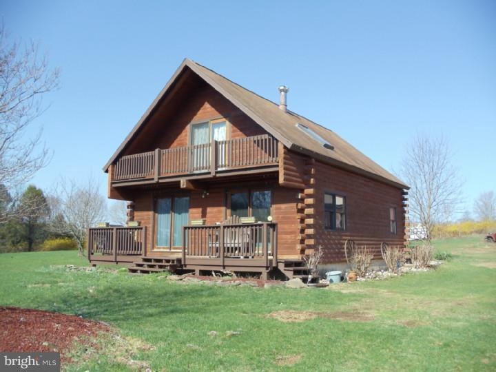 616 Balthaser Rd, Lenhartsville, PA 19534 - photo 1