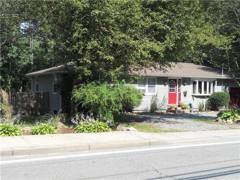 5 Farnum Pike, Smithfield, RI 02917 - photo 1