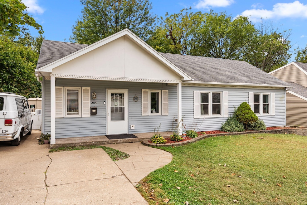 Pending $178,000 • Co-Listing Agent