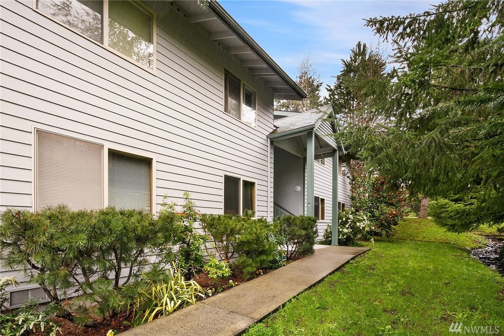 17522 96th Place SW unit 1D, Vashon, WA 98070 - photo 1