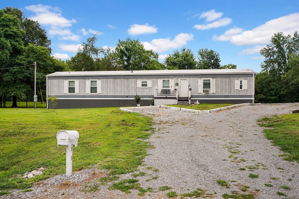 5716 Cairo-Hickory Grove Rd, Corydon, KY 42406 - photo 1