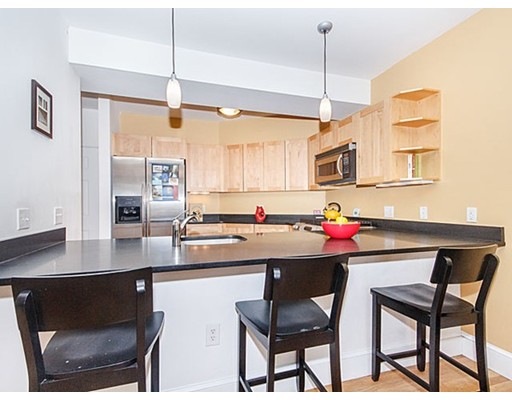 432 Norfolk St unit 2D, Somerville, MA 02143 - photo 1