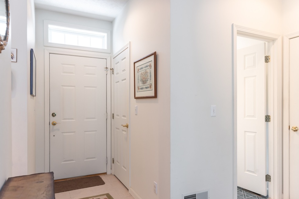 9 Summer Snow Ln, Bedford, NH 03110 - photo 1