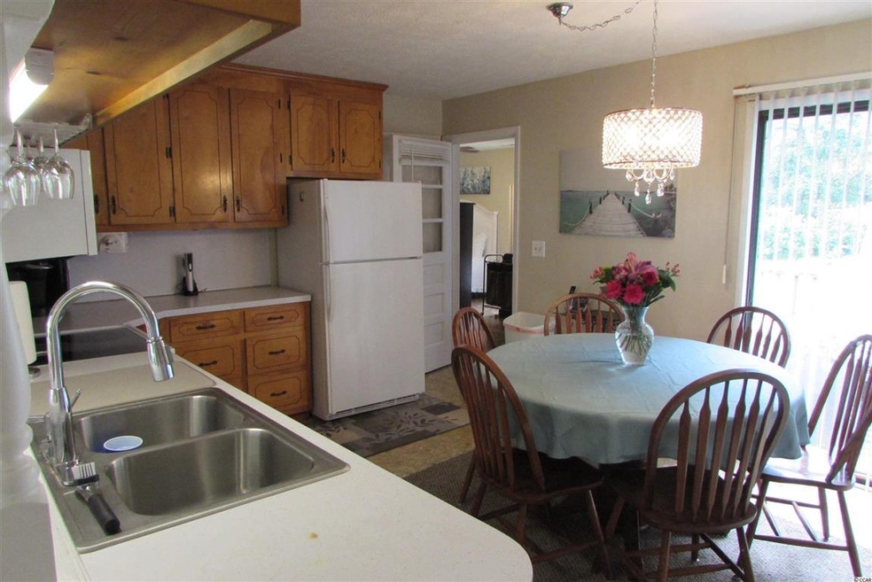 521 Holly Dr, Myrtle Beach, SC 29577 - photo 1