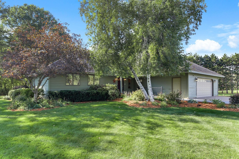 Pending $649,900 • Co-Listing Agent