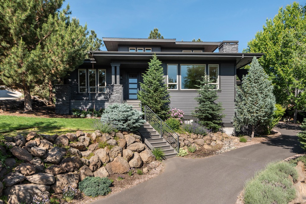 3467 NW Denali Lane
