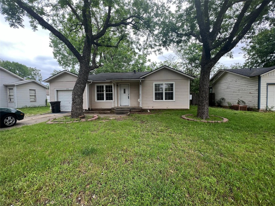 232 Harrison Ln, Hurst, TX 76053 - photo 1