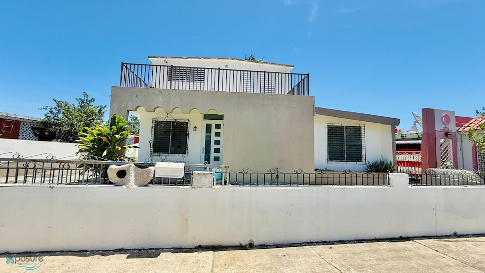 1056 Buenaventura Calle Magnolia, Mayaguez, PR 00680 - photo 1
