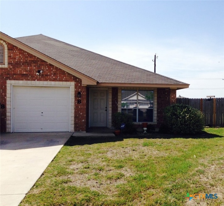 1908 Charleston Ct unit B, Killeen, TX 76542 - photo 1