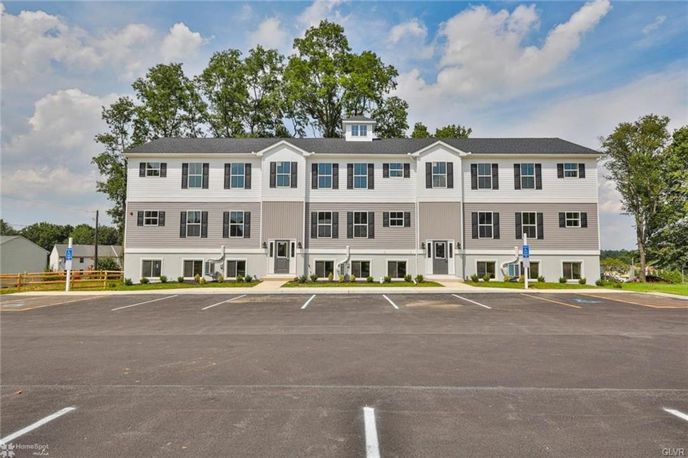 315 E Stone Aly unit 1-2, Alburtis, PA 18011 - photo 1