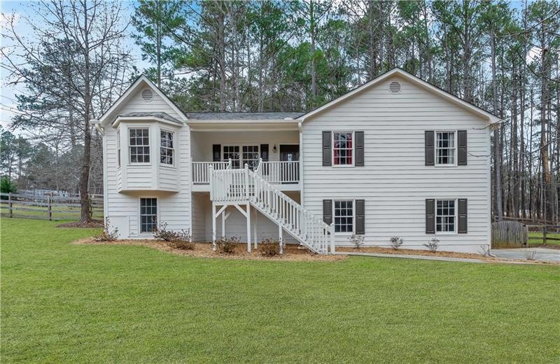 230 Cedar Creek Ct, Acworth, GA 30101 - photo 1