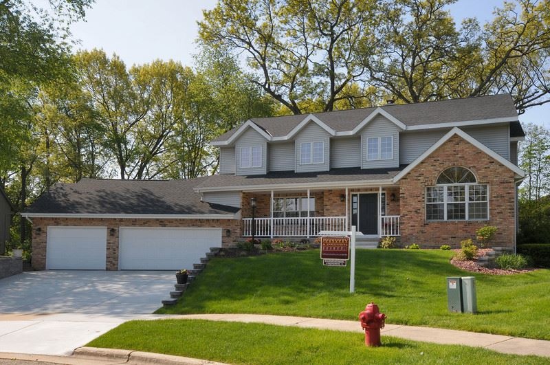 948 Timber Ridge Dr, Oregon, WI 53575 - photo 1