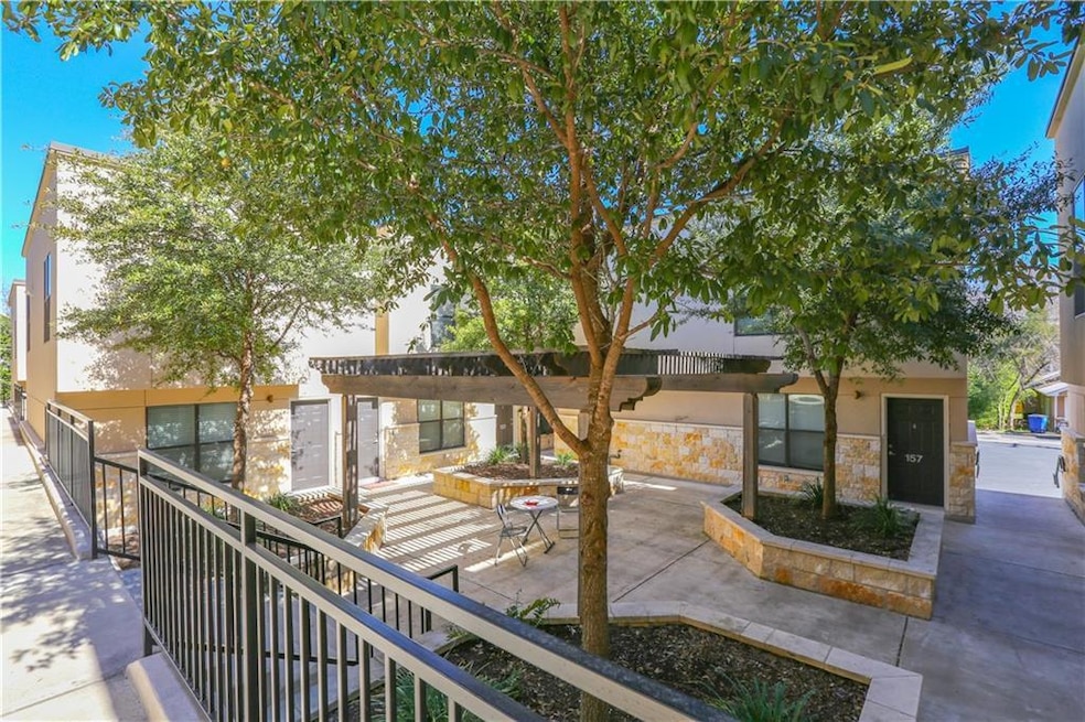 711 W 32nd St unit 109, Austin, TX 78705 - photo 1