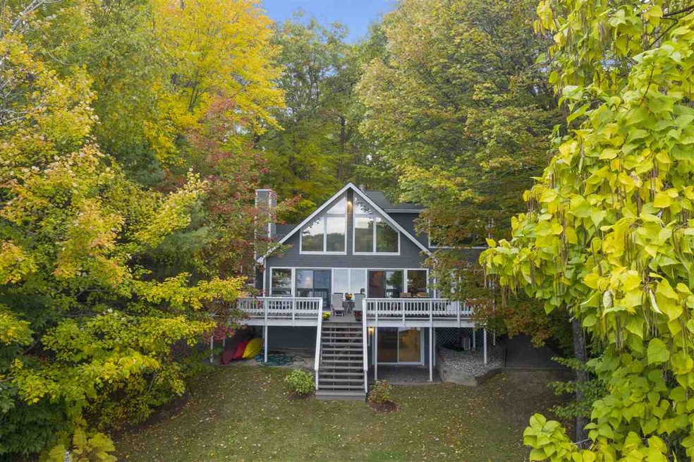 44 Driftwood Dr, Moultonborough, NH 03254 - photo 1