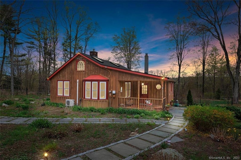 15 Bradley Ln, Sandy Hook, CT 06482 - photo 1