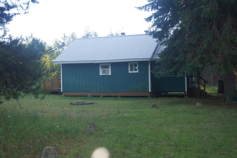 331 Franco Ln, Cusick, WA 99119 - photo 1
