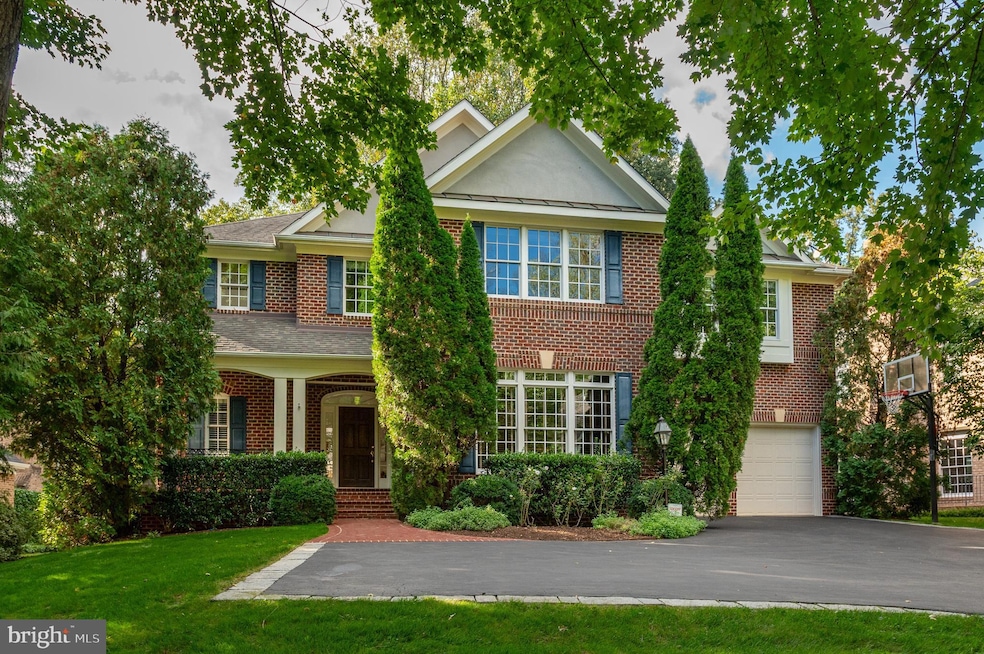 Sold $2,125,000 • Co-Listing Agent