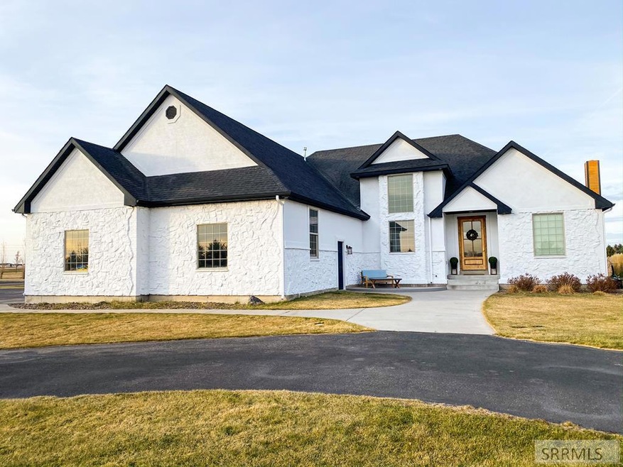 1403 N 615 E, Shelley, ID 83274 - photo 1