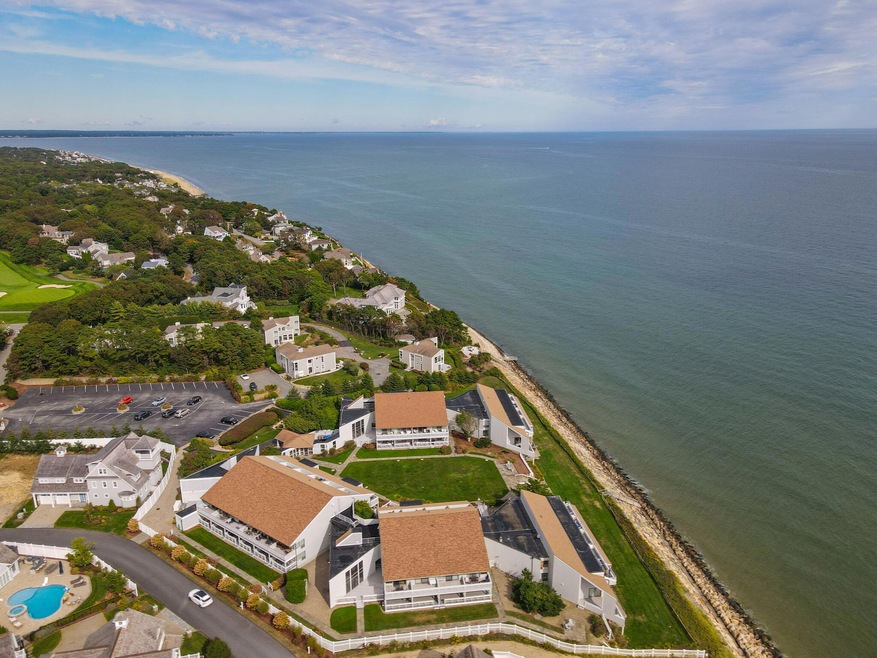 Sold $915,000