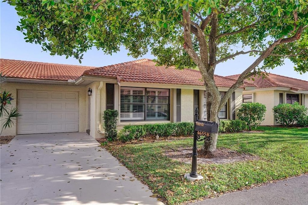 Rarely available - 2/2 condo villa in 55 plus- lot